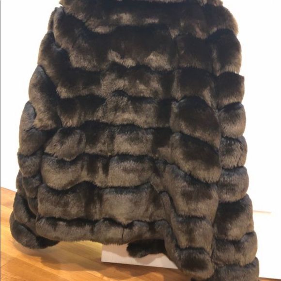 INC Black and Brown fuax fur coat - Picture 4 of 7